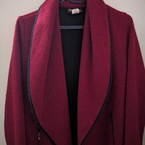Red Open Front Coat with Black Trim 2/22 $ on selected item - Picture 4 of 7